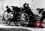 Standbild deutsche Truppen in Richtung der Vorderseite Frankreich, 1918, aus Sekunde 48 historischem Filmmaterial Videoclip 65675029656