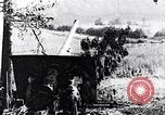 Standbild Deutsche Artillerie feuern Frankreich, 1918, aus Sekunde 8 historischem Filmmaterial Videoclip 65675029658