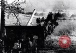 Standbild Deutsche Artillerie feuern Frankreich, 1918, aus Sekunde 14 historischem Filmmaterial Videoclip 65675029658