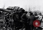 Standbild Deutsche Artillerie feuern Frankreich, 1918, aus Sekunde 46 historischem Filmmaterial Videoclip 65675029658