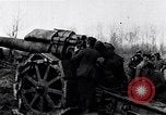 Standbild Deutsche Artillerie feuern Frankreich, 1918, aus Sekunde 50 historischem Filmmaterial Videoclip 65675029658