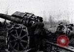 Standbild Deutsche Artillerie feuern Frankreich, 1918, aus Sekunde 54 historischem Filmmaterial Videoclip 65675029658