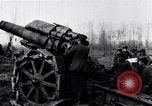 Standbild Deutsche Artillerie feuern Frankreich, 1918, aus Sekunde 55 historischem Filmmaterial Videoclip 65675029658