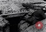 Standbild Verbündeten shell Weiterentwicklung deutscher Soldaten Frankreich, 1918, aus Sekunde 3 historischem Filmmaterial Videoclip 65675029659