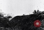 Standbild Verbündeten shell Weiterentwicklung deutscher Soldaten Frankreich, 1918, aus Sekunde 32 historischem Filmmaterial Videoclip 65675029659