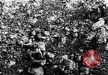 Standbild Verbündeten shell Weiterentwicklung deutscher Soldaten Frankreich, 1918, aus Sekunde 36 historischem Filmmaterial Videoclip 65675029659