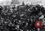 Standbild Verbündeten shell Weiterentwicklung deutscher Soldaten Frankreich, 1918, aus Sekunde 40 historischem Filmmaterial Videoclip 65675029659