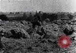 Standbild Verbündeten shell Weiterentwicklung deutscher Soldaten Frankreich, 1918, aus Sekunde 44 historischem Filmmaterial Videoclip 65675029659