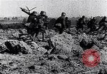 Standbild Verbündeten shell Weiterentwicklung deutscher Soldaten Frankreich, 1918, aus Sekunde 47 historischem Filmmaterial Videoclip 65675029659