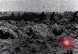 Standbild Verbündeten shell Weiterentwicklung deutscher Soldaten Frankreich, 1918, aus Sekunde 48 historischem Filmmaterial Videoclip 65675029659