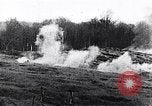 Standbild Verbündeten shell Weiterentwicklung deutscher Soldaten Frankreich, 1918, aus Sekunde 53 historischem Filmmaterial Videoclip 65675029659