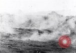 Standbild Verbündeten shell Weiterentwicklung deutscher Soldaten Frankreich, 1918, aus Sekunde 61 historischem Filmmaterial Videoclip 65675029659