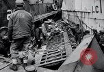 Image Fournitures pour front de guerre Normandie France, 1944, de la seconde 30 séquences d'archives historiques vidéo 65675029667