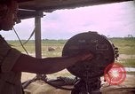Standbild Surveillance Radar einstellen Dian Vietnam, 1967, aus Sekunde 9 historischem Filmmaterial Videoclip 65675029672