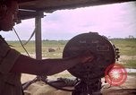 Standbild Surveillance Radar einstellen Dian Vietnam, 1967, aus Sekunde 10 historischem Filmmaterial Videoclip 65675029672