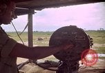 Standbild Surveillance Radar einstellen Dian Vietnam, 1967, aus Sekunde 11 historischem Filmmaterial Videoclip 65675029672