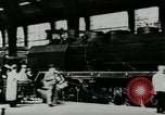Image gare Allemagne, 1936, de la seconde 16 séquences d'archives historiques vidéo 65675029675