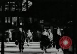 Image gare Allemagne, 1936, de la seconde 52 séquences d'archives historiques vidéo 65675029675