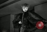 Immagine di Sfilata di moda United States USA, 1933, secondo 6 filmato di repertorio 65675029683