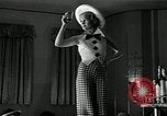 Immagine di Sfilata di moda United States USA, 1933, secondo 22 filmato di repertorio 65675029683