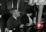 Immagine di Sfilata di moda United States USA, 1933, secondo 38 filmato di repertorio 65675029683