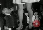 Immagine di Sfilata di moda United States USA, 1933, secondo 41 filmato di repertorio 65675029683