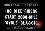 Standbild 1936 Tour de France bicycle Race Le Vesinet Frankreich, 1936, aus Sekunde 1 historischem Filmmaterial Videoclip 65675029720