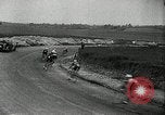 Standbild 1936 Tour de France bicycle Race Le Vesinet Frankreich, 1936, aus Sekunde 41 historischem Filmmaterial Videoclip 65675029720