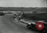 Standbild 1936 Tour de France bicycle Race Le Vesinet Frankreich, 1936, aus Sekunde 42 historischem Filmmaterial Videoclip 65675029720