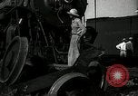 Standbild Illinois Central Train Covington Tennessee USA, 1936, aus Sekunde 20 historischem Filmmaterial Videoclip 65675029721