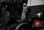 Standbild Illinois Central Train Covington Tennessee USA, 1936, aus Sekunde 21 historischem Filmmaterial Videoclip 65675029721