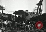Standbild Illinois Central Train Covington Tennessee USA, 1936, aus Sekunde 38 historischem Filmmaterial Videoclip 65675029721