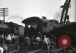 Standbild Illinois Central Train Covington Tennessee USA, 1936, aus Sekunde 39 historischem Filmmaterial Videoclip 65675029721