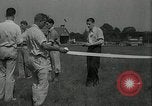 Standbild Stunt Pilot Bustleton Pennsylvania USA, 1936, aus Sekunde 10 historischem Filmmaterial Videoclip 65675029724