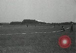 Standbild Stunt Pilot Bustleton Pennsylvania USA, 1936, aus Sekunde 32 historischem Filmmaterial Videoclip 65675029724