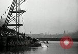 Standbild Kanada's Olympic swimming Team Montreal Quebec Kanada, 1936, aus Sekunde 18 historischem Filmmaterial Videoclip 65675029725