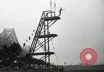 Standbild Kanada's Olympic swimming Team Montreal Quebec Kanada, 1936, aus Sekunde 44 historischem Filmmaterial Videoclip 65675029725