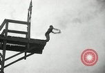 Standbild Kanada's Olympic swimming Team Montreal Quebec Kanada, 1936, aus Sekunde 52 historischem Filmmaterial Videoclip 65675029725