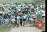 Standbild Taschenlampe Marathon Rennen Houston Texas USA, 1977, aus Sekunde 5 historischem Filmmaterial Videoclip 65675029727