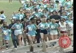 Standbild Taschenlampe Marathon Rennen Houston Texas USA, 1977, aus Sekunde 10 historischem Filmmaterial Videoclip 65675029727