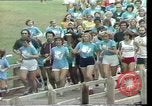 Standbild Taschenlampe Marathon Rennen Houston Texas USA, 1977, aus Sekunde 11 historischem Filmmaterial Videoclip 65675029727