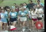 Standbild Taschenlampe Marathon Rennen Houston Texas USA, 1977, aus Sekunde 16 historischem Filmmaterial Videoclip 65675029727
