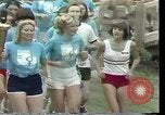 Standbild Taschenlampe Marathon Rennen Houston Texas USA, 1977, aus Sekunde 20 historischem Filmmaterial Videoclip 65675029727