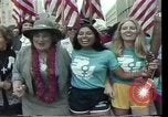 Standbild Taschenlampe Marathon Rennen Houston Texas USA, 1977, aus Sekunde 33 historischem Filmmaterial Videoclip 65675029727