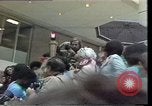 Standbild Taschenlampe Marathon Rennen Houston Texas USA, 1977, aus Sekunde 47 historischem Filmmaterial Videoclip 65675029727