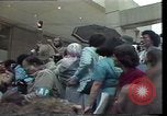 Standbild Taschenlampe Marathon Rennen Houston Texas USA, 1977, aus Sekunde 50 historischem Filmmaterial Videoclip 65675029727