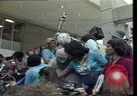Standbild Taschenlampe Marathon Rennen Houston Texas USA, 1977, aus Sekunde 55 historischem Filmmaterial Videoclip 65675029727