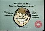 Standbild der amerikanischen Frauen Statistiken United States USA, 1977, aus Sekunde 21 historischem Filmmaterial Videoclip 65675029728