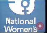 Standbild prominent 1970er amerikanischen Frauen Houston Texas USA, 1977, aus Sekunde 8 historischem Filmmaterial Videoclip 65675029729