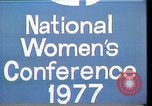Standbild prominent 1970er amerikanischen Frauen Houston Texas USA, 1977, aus Sekunde 15 historischem Filmmaterial Videoclip 65675029729